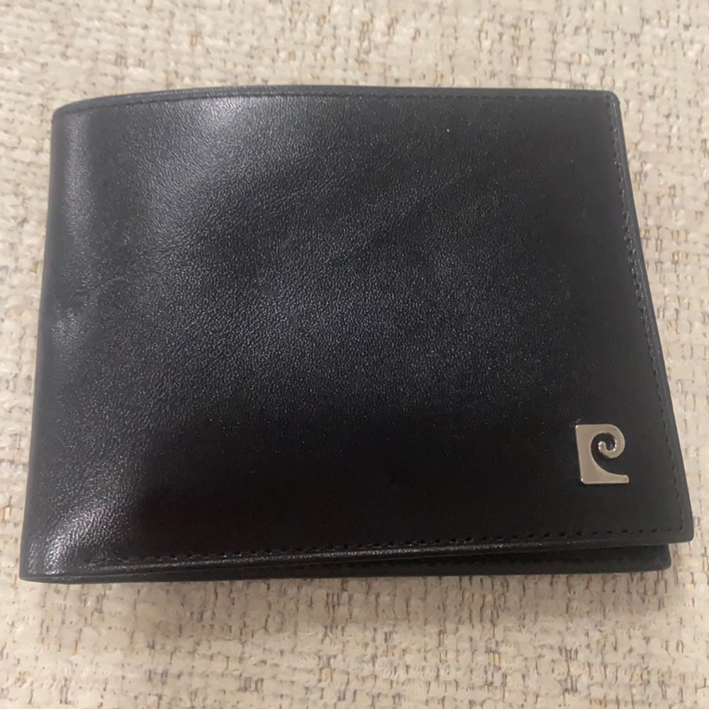 Pierre Cardin  Paris Leather Men”s wallet color black